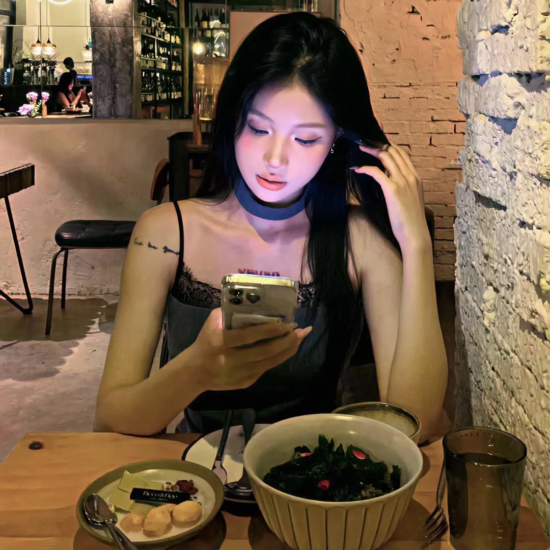 北极百货的秋乃小姐